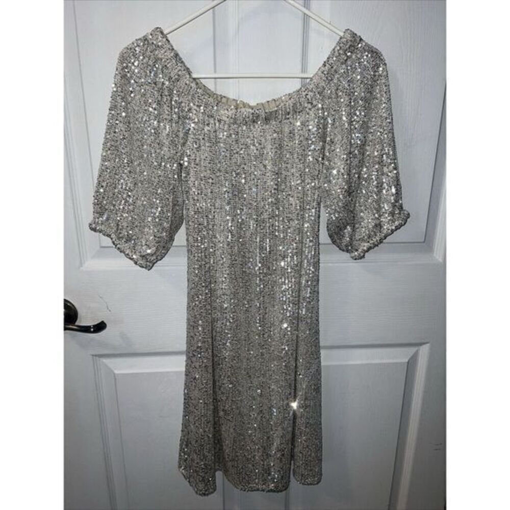 Venus Golden Sequined Off The Shoulder Dress Size Small-Great Holiday NYE Dress